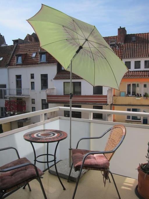 Modernes 1 Zimmer Luxusappartement Kleiner Roland Mit Parkplatz Und Balkon In Bremen Naehe Zentrum Exteriör bild